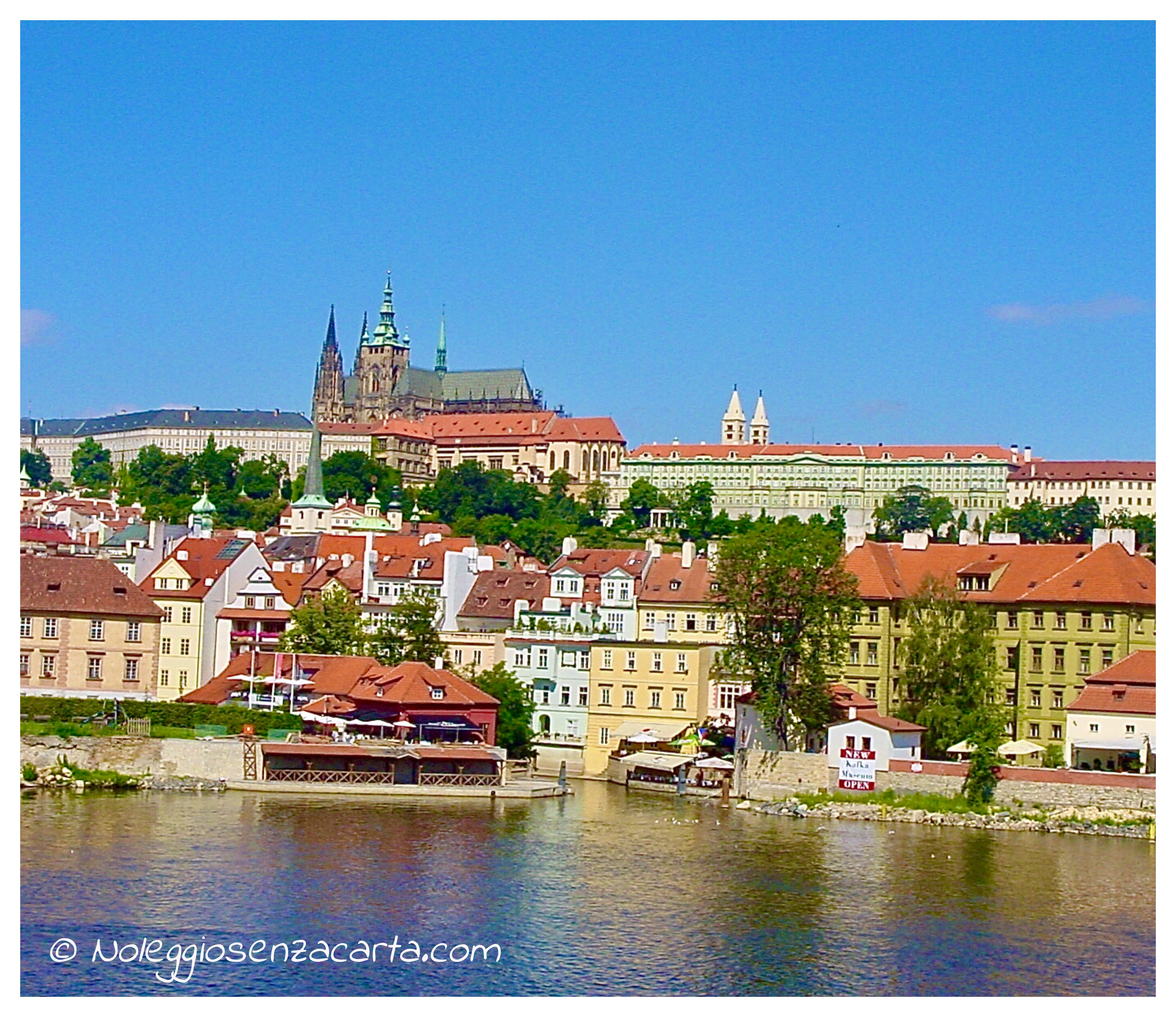 Location voiture Prague sans carte de crédit